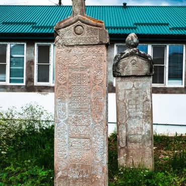 Памятник парту патимат в кумухе